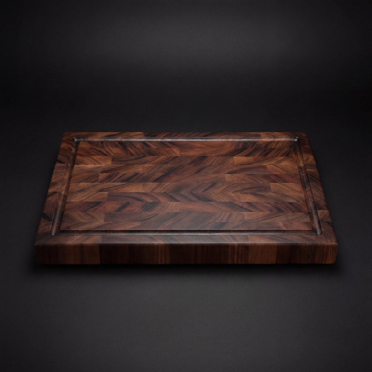 Massives Schneidebrett aus Walnussholz – PFAS-frei