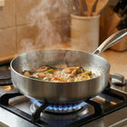 Gehämmerte Titanpfanne mit hohem Rand